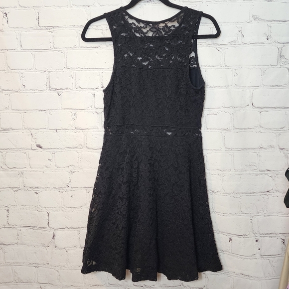 Garage black lace dress size M - Picture 5 of 5